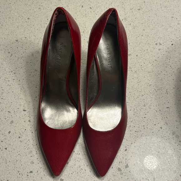 Red Nine West High Heals - Picture 4 of 6